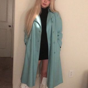 Vintage blue trench coat Gino Rosi. Like blue trench Sarah Jessica Parker SITC.